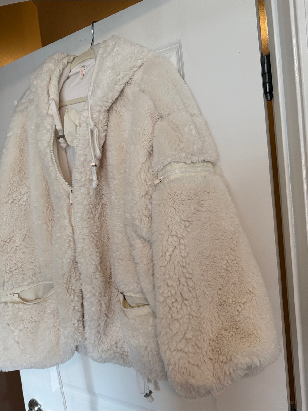 FP Jacket - Picture 2 of 4